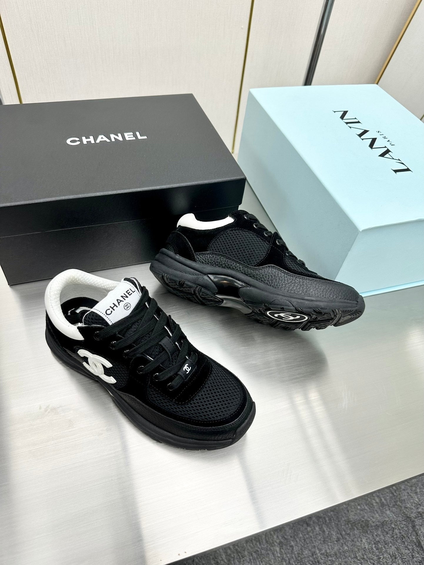 Unisex women's fashion casual sports shoes