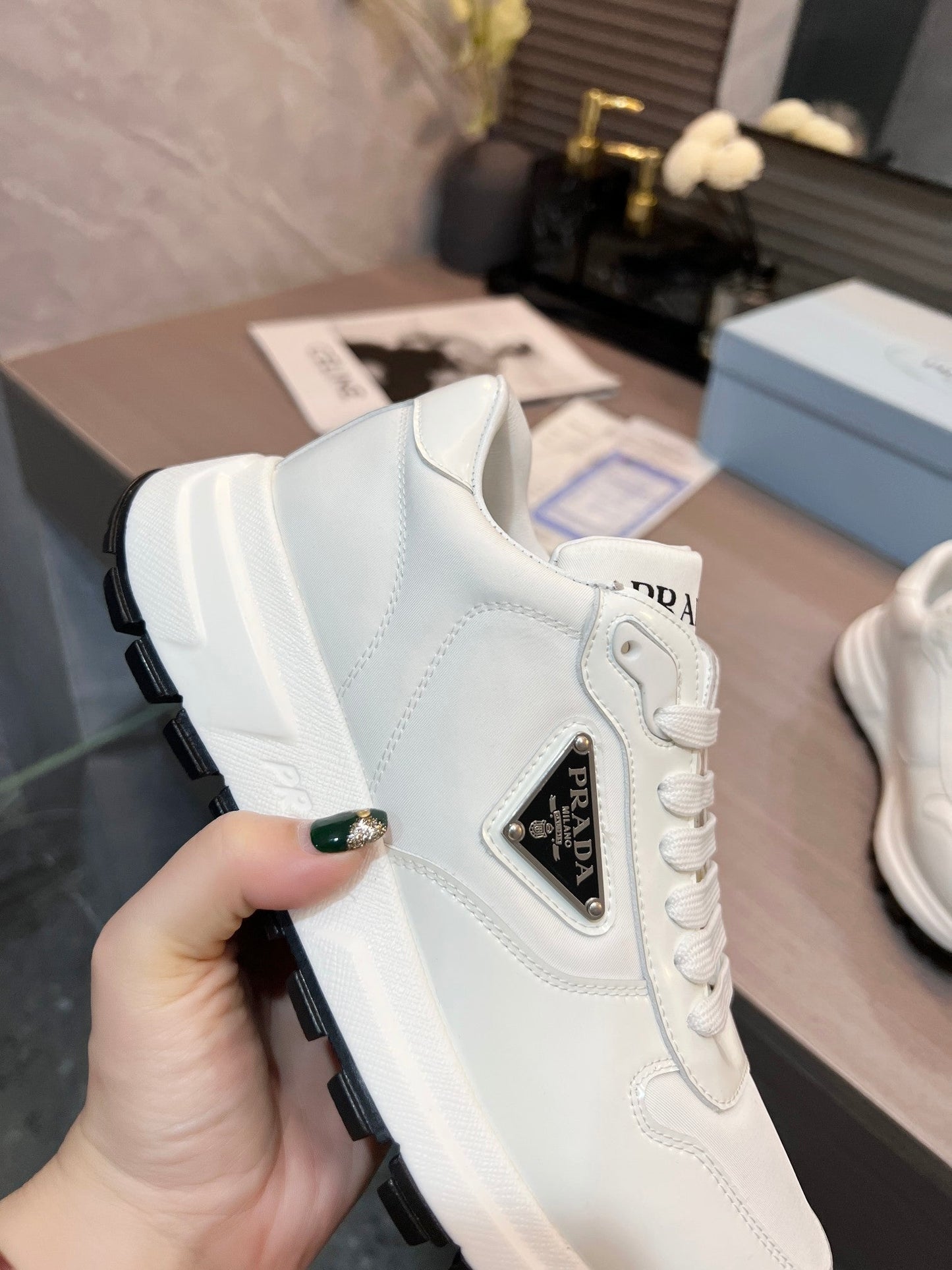 Fashion casual shoes in two colors