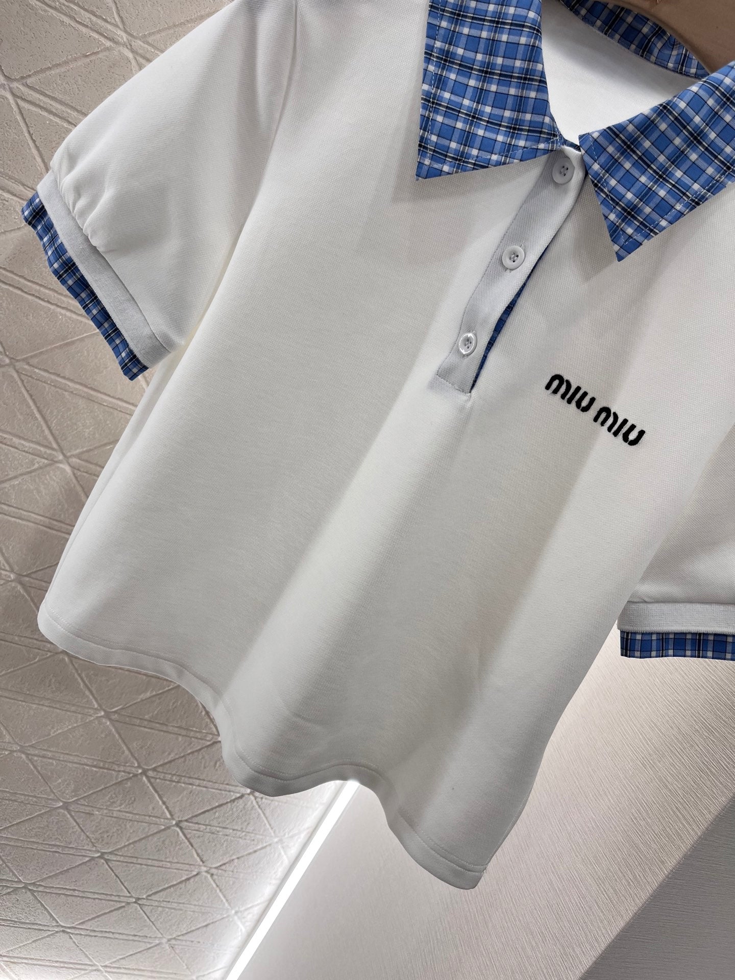 New short-sleeved top and skirt set