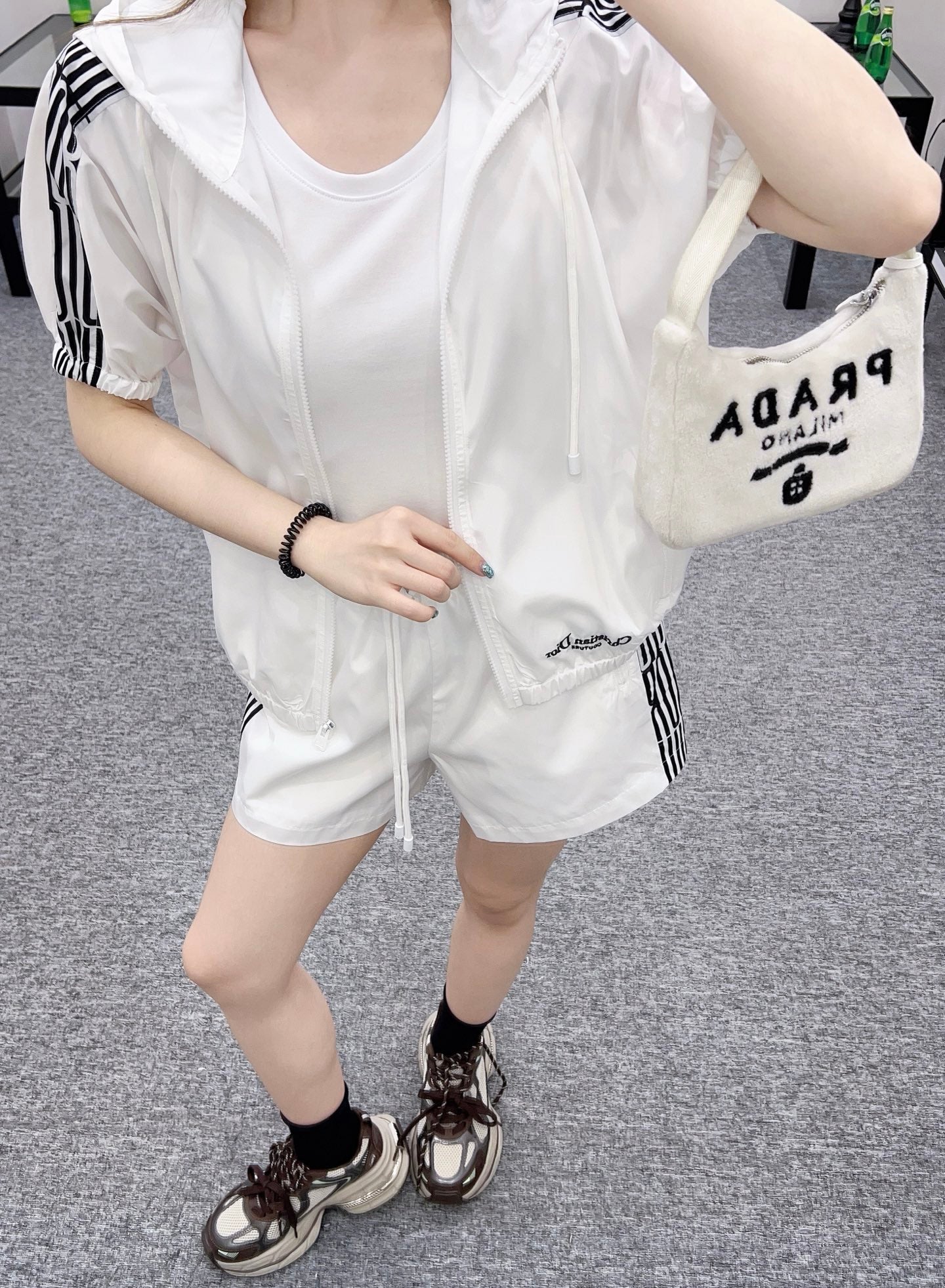 25ss logo embroidered hooded zipper short sleeves + shorts set