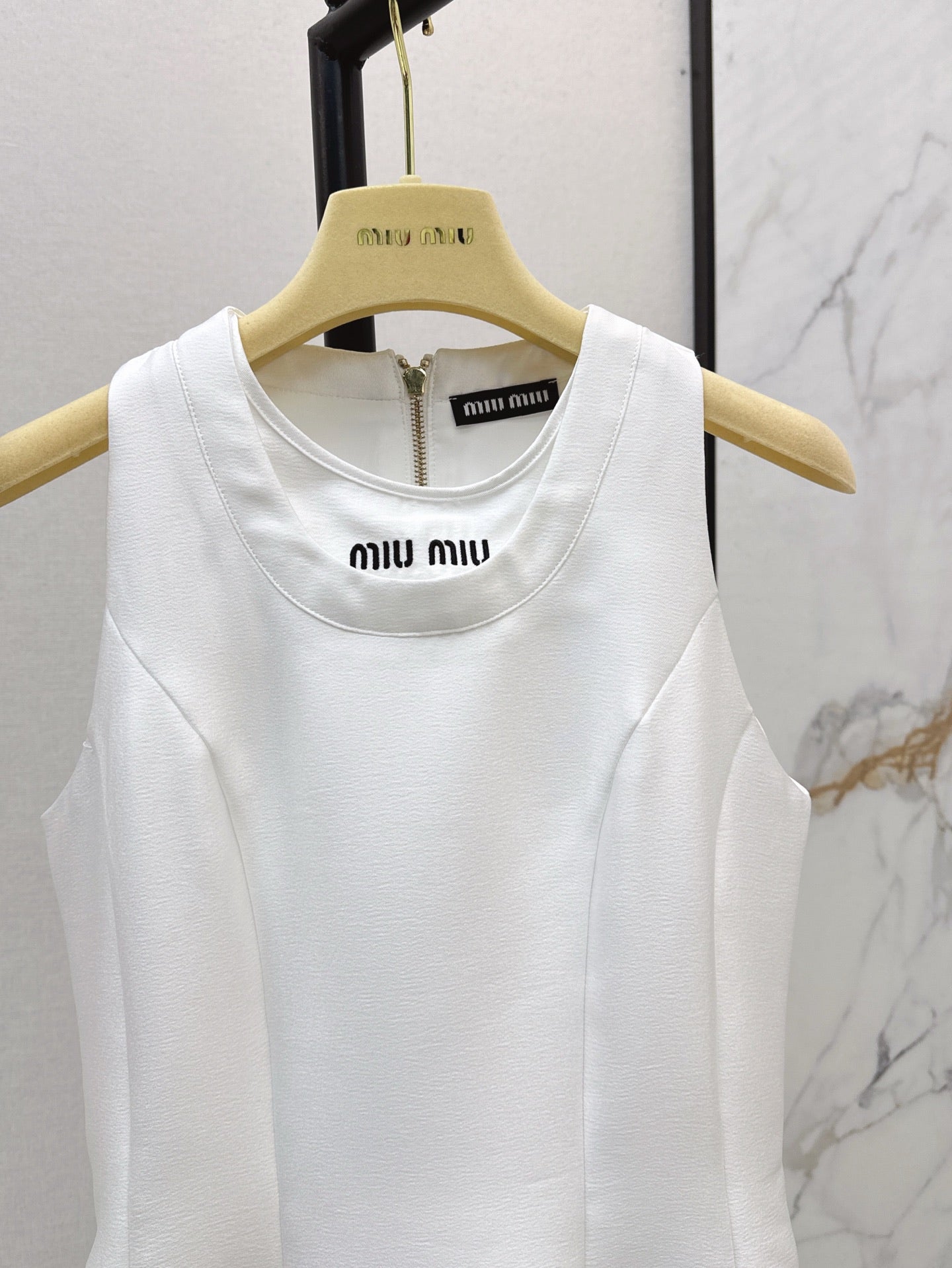 25ss sleeveless waist dress