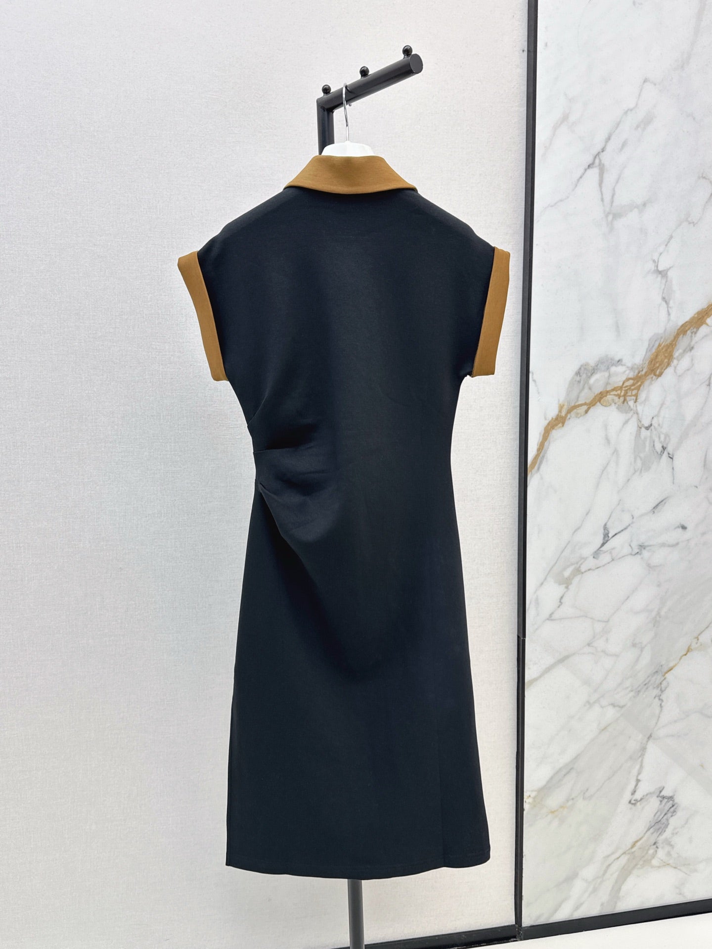 25ss contrasting lapel waist dress