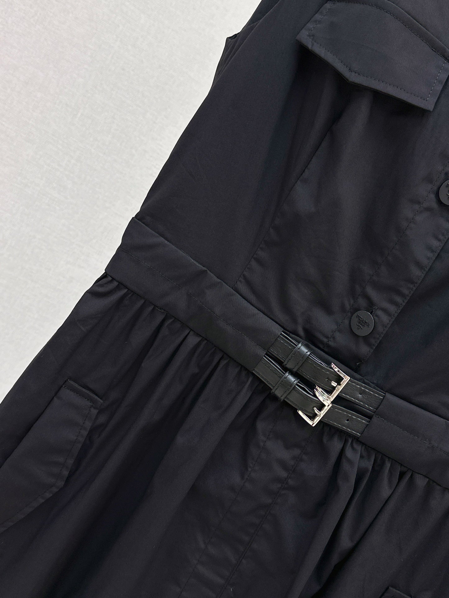 25ss belted pleated cargo tank top
