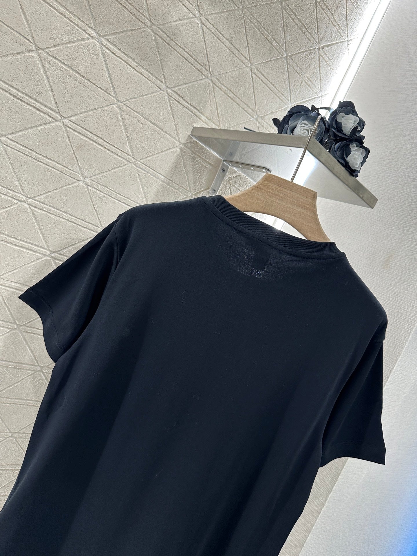 25ss metal logo pocket T-shirt
