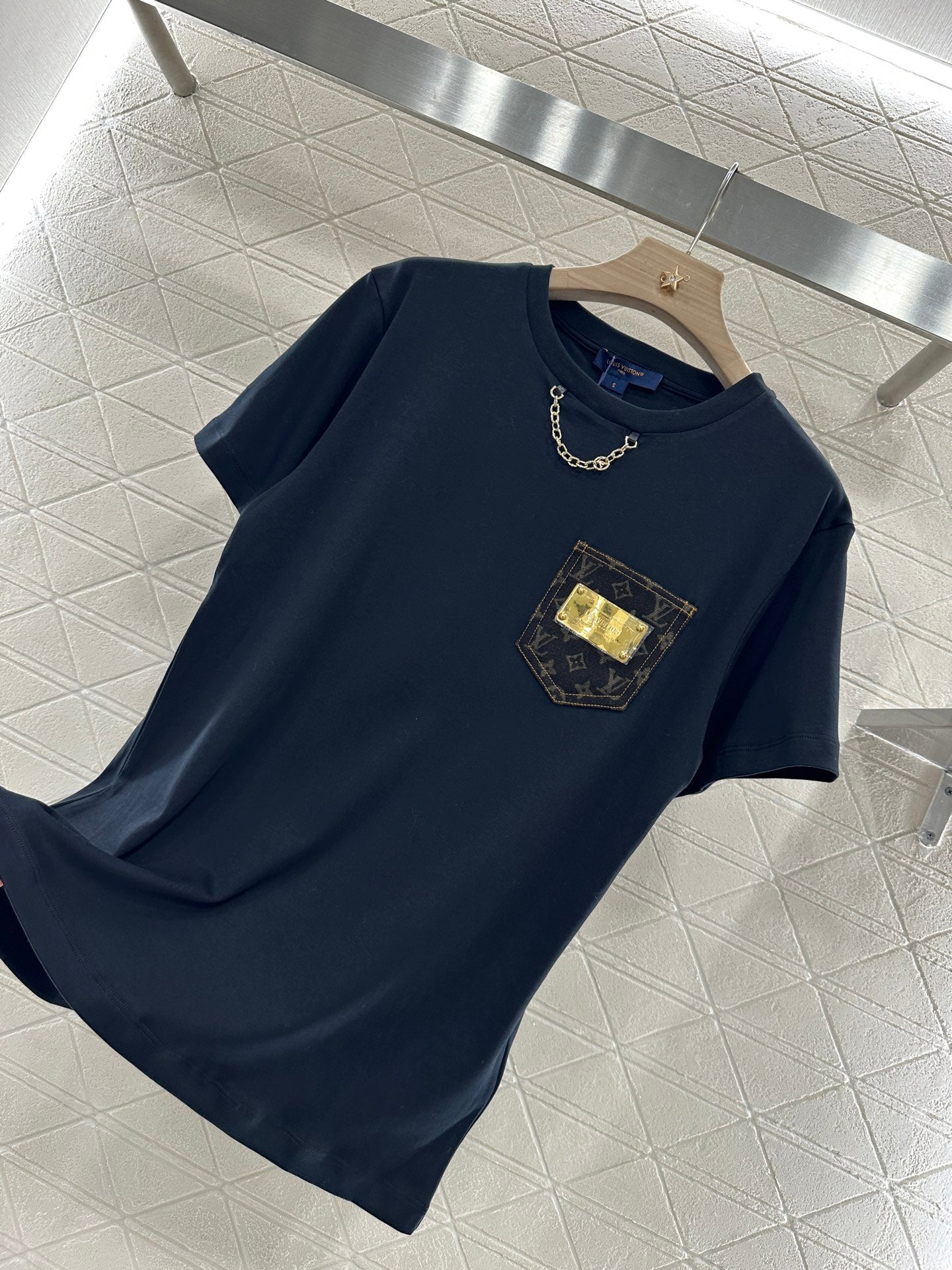 25ss metal logo pocket T-shirt