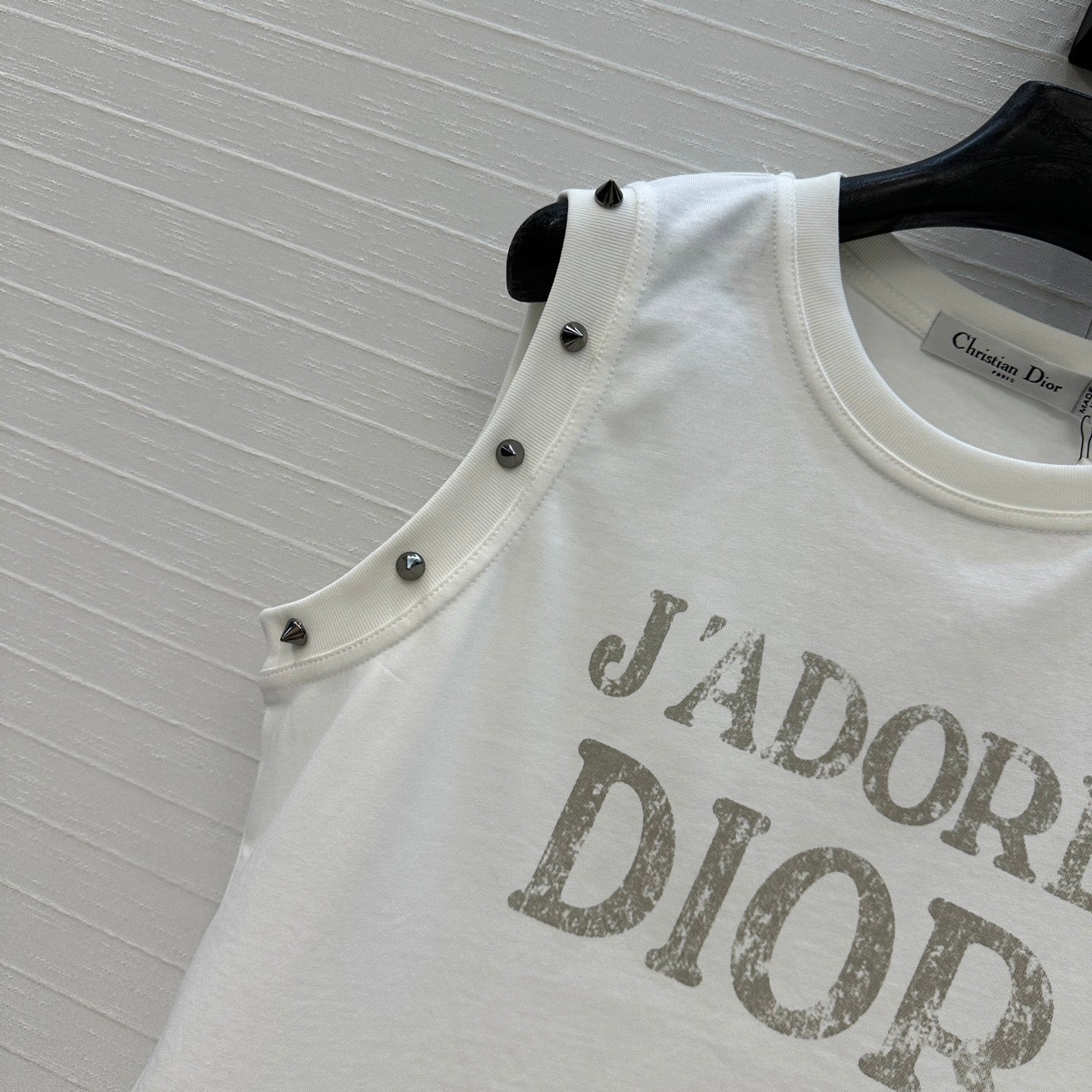 25ss rivet-embellished sleeve vest