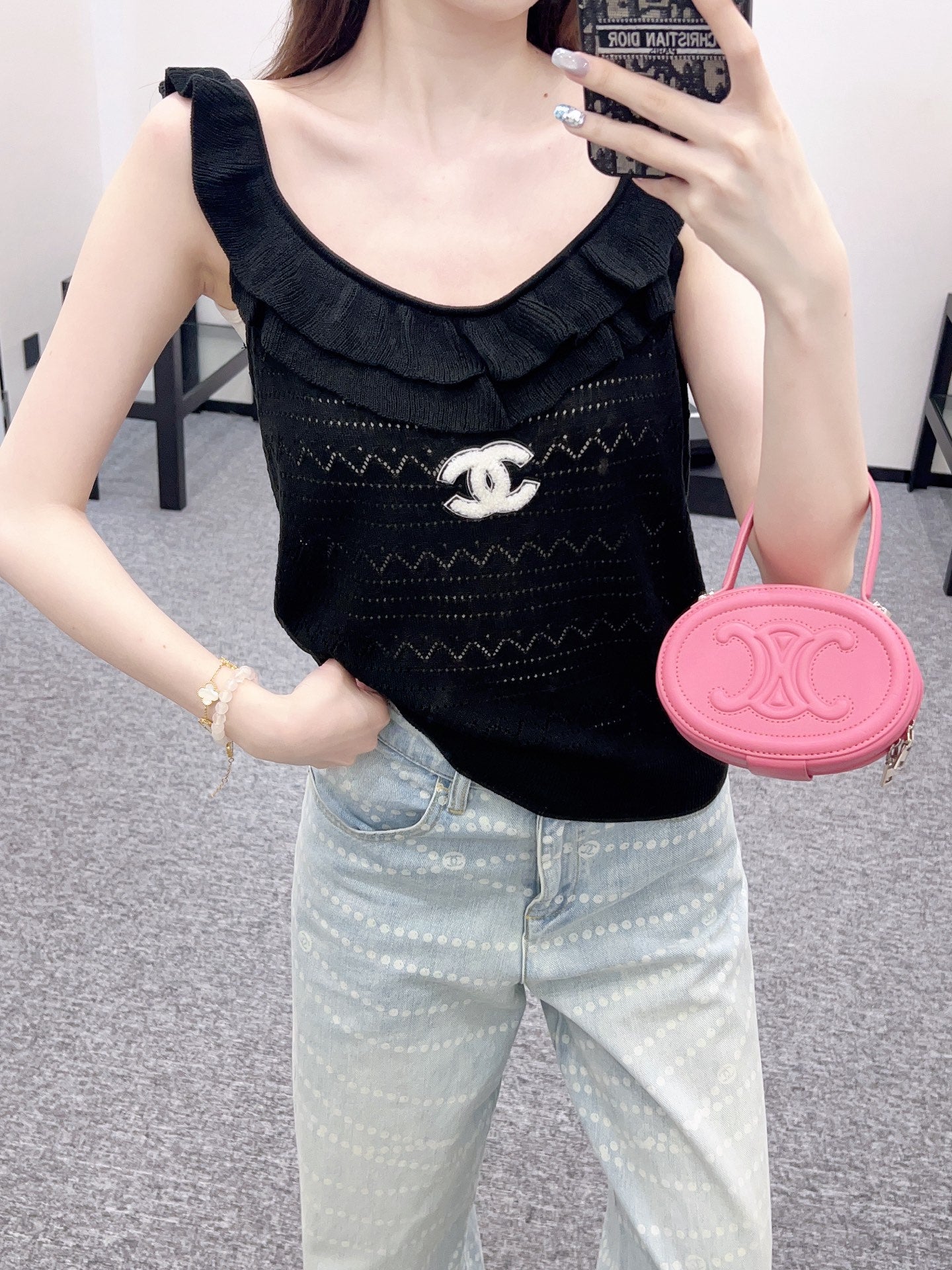 25ss round neck ruffled knitted vest