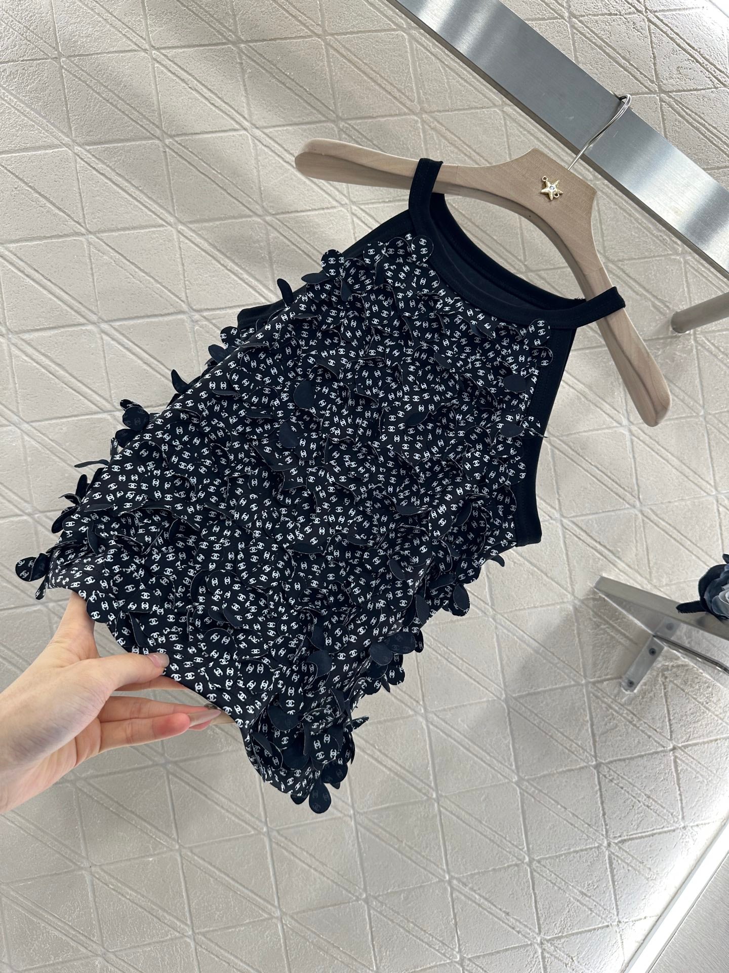 25ss petal camisole