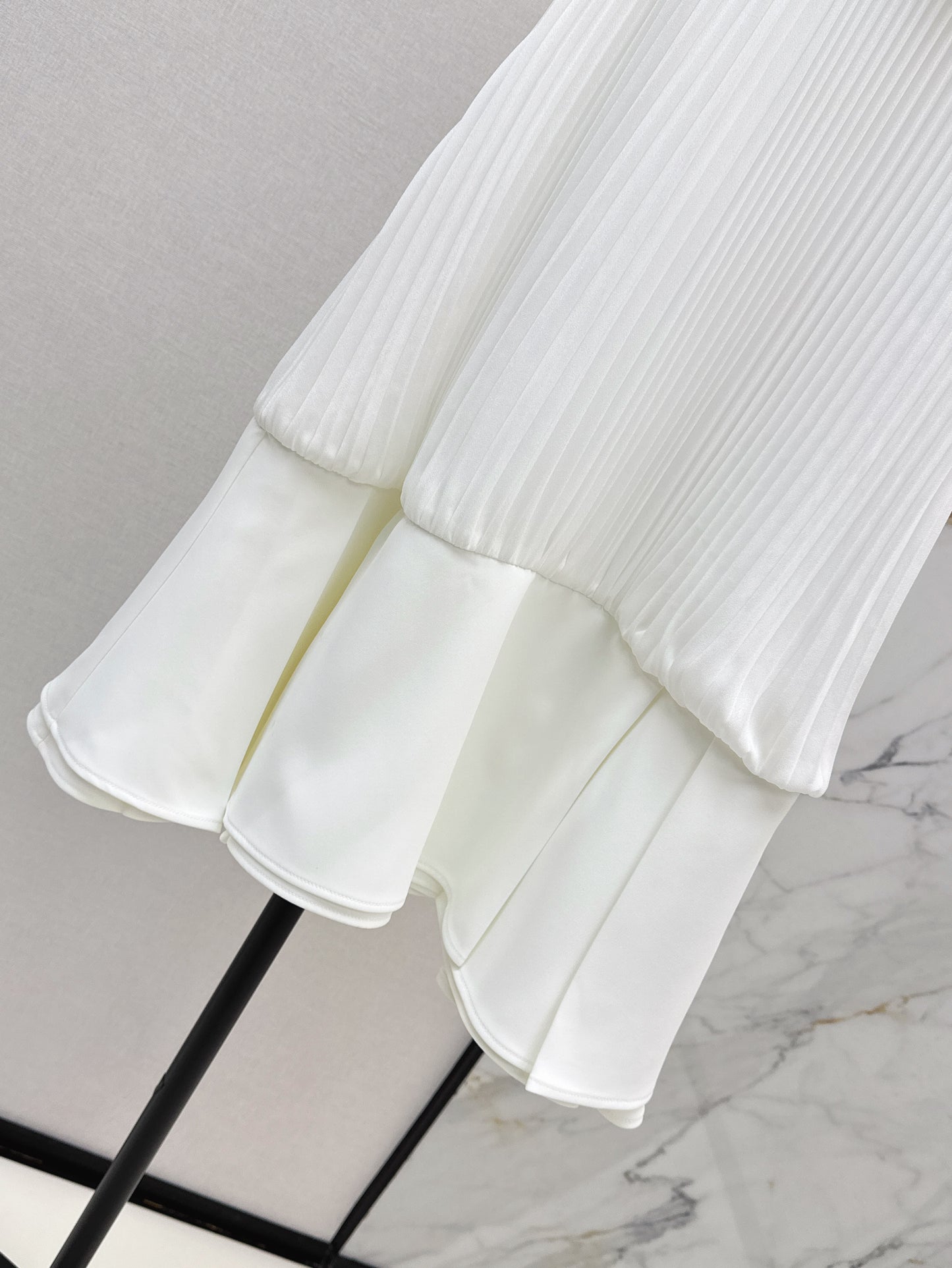 25ss pleated ruffle mini dress