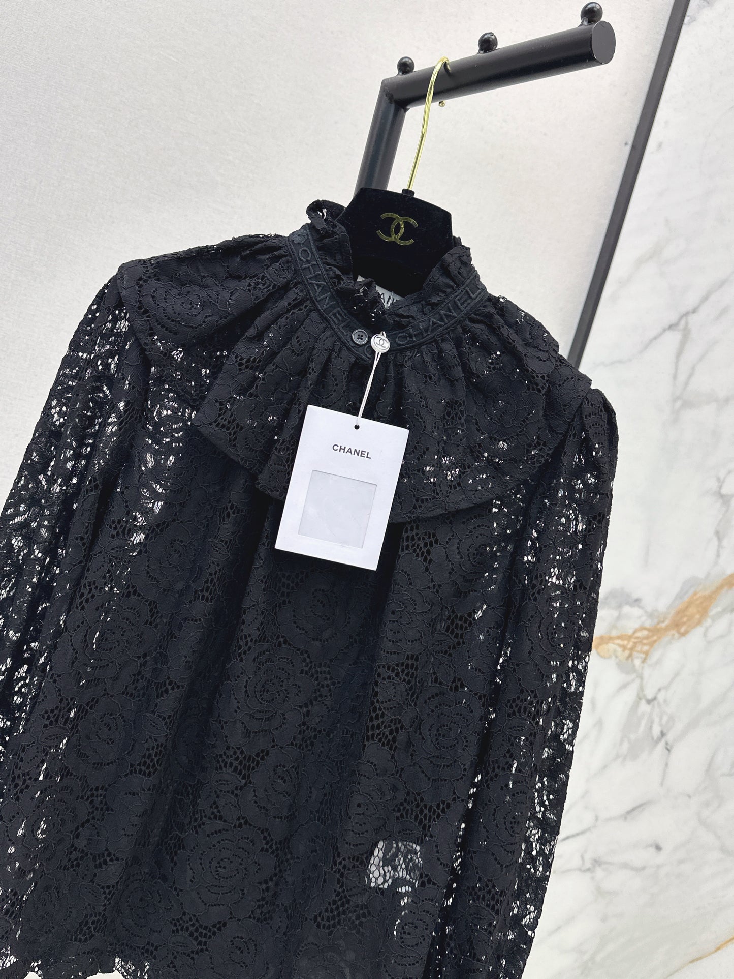 25ss Lace shirt + lace long skirt