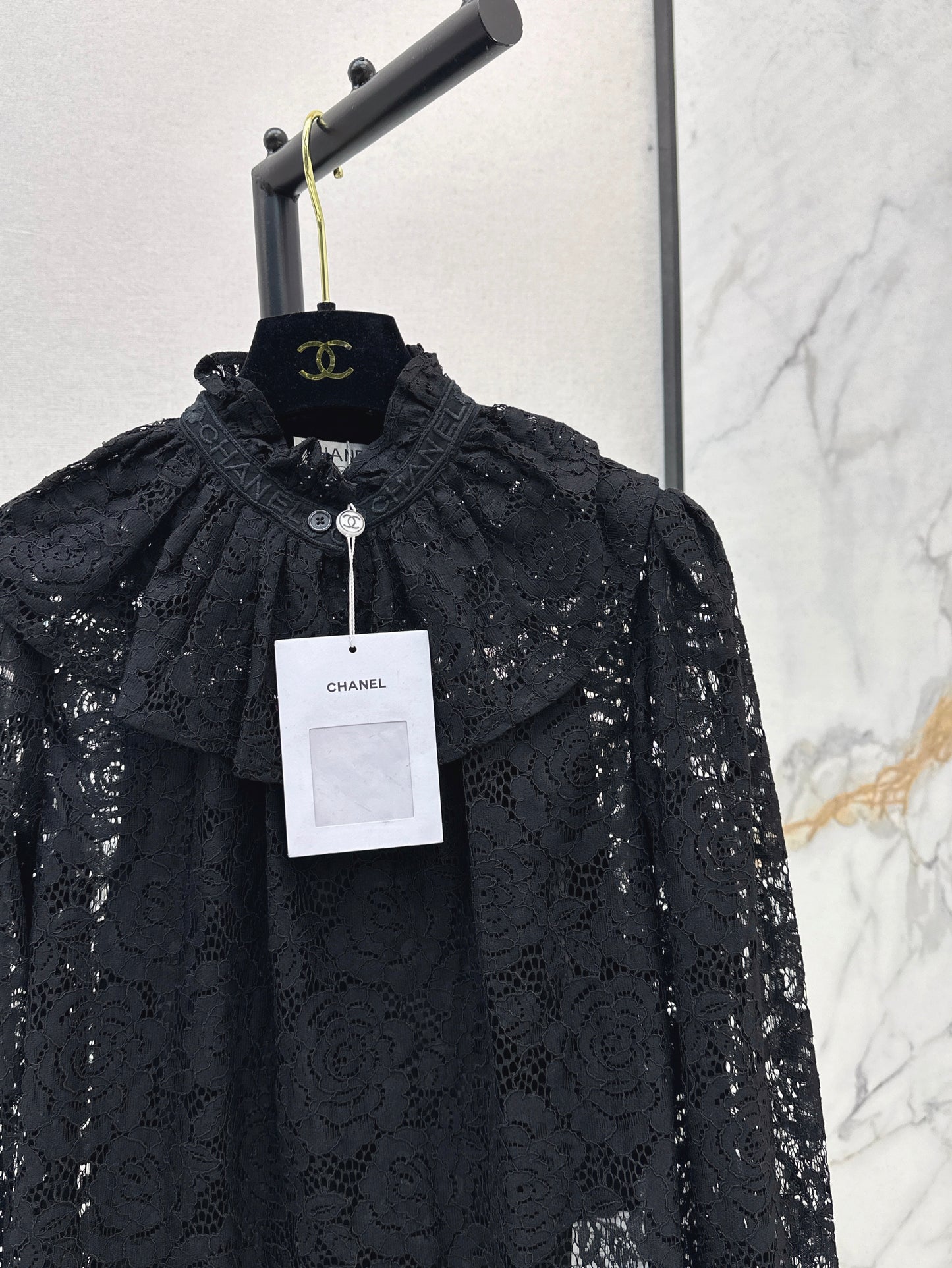 25ss Lace shirt + lace long skirt