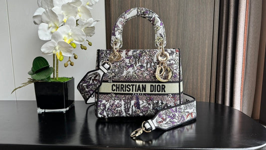Classic elegant embroidery pattern fashion women's bag