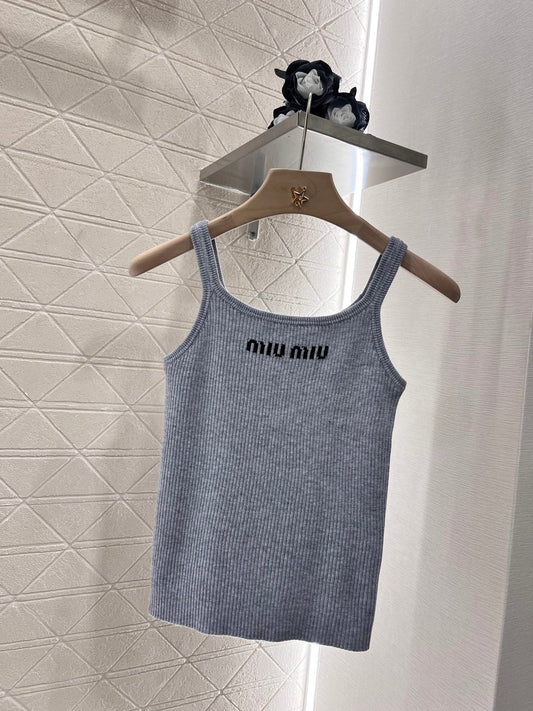 25SS new fashion camisole knitted vest in two colors