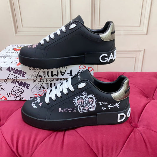Fashion casual flat shoes
