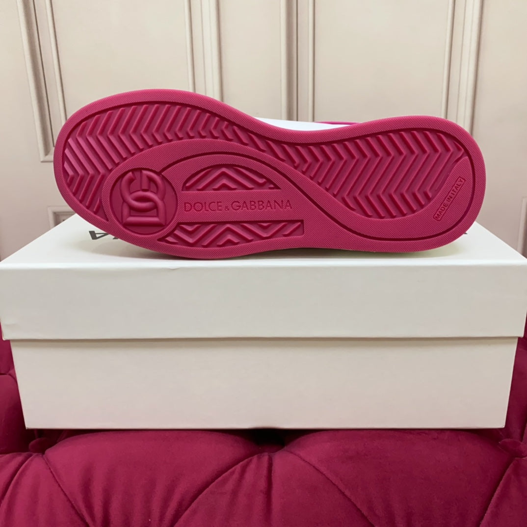 Fashionable rhinestone casual flat shoes