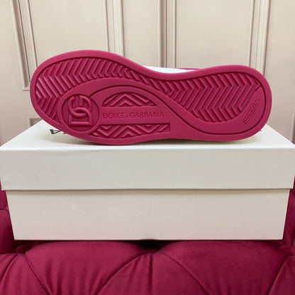 Fashionable rhinestone casual flat shoes