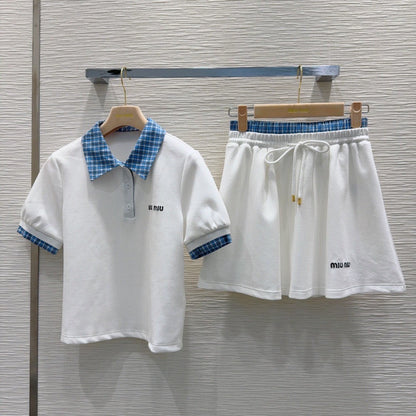 New short-sleeved top and skirt set