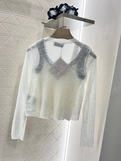 New knitted cardigan and suspenders in three colors