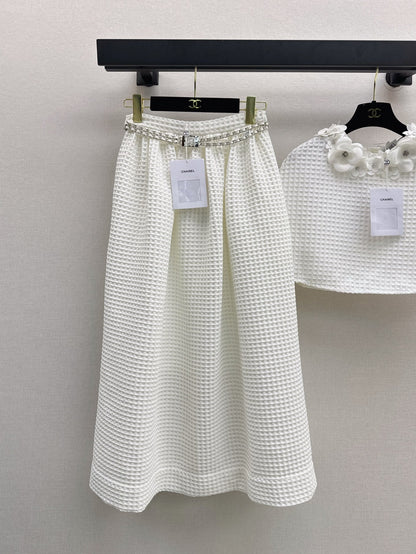 25ss three-dimensional flower decorated cape top + skirt