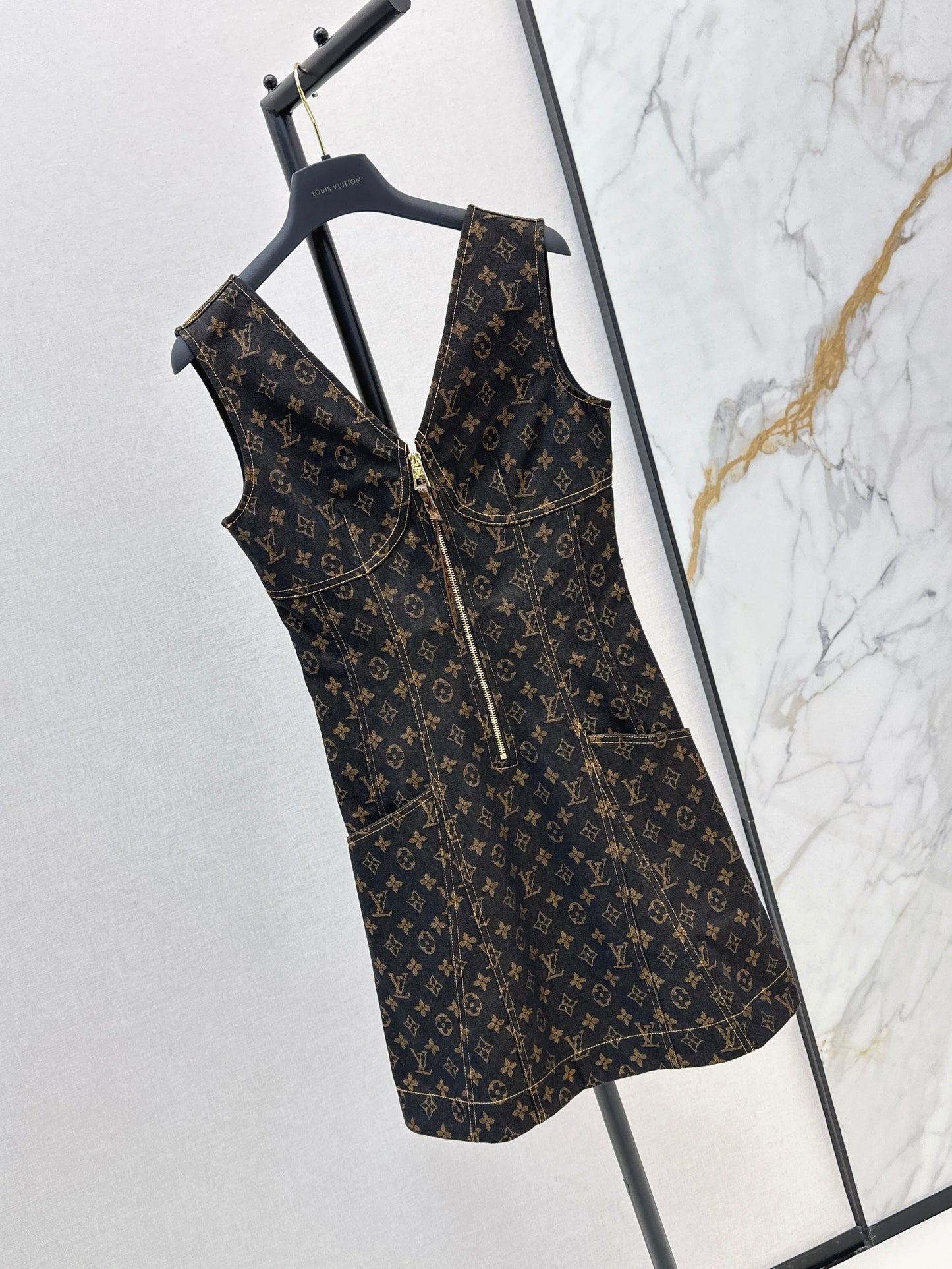 25ss letter jacquard presbyopia denim suspender zipper dress